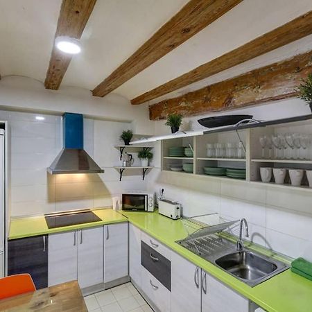 7 Pax Montserrat Ramblas Barcelona 바르셀로나 외부 사진