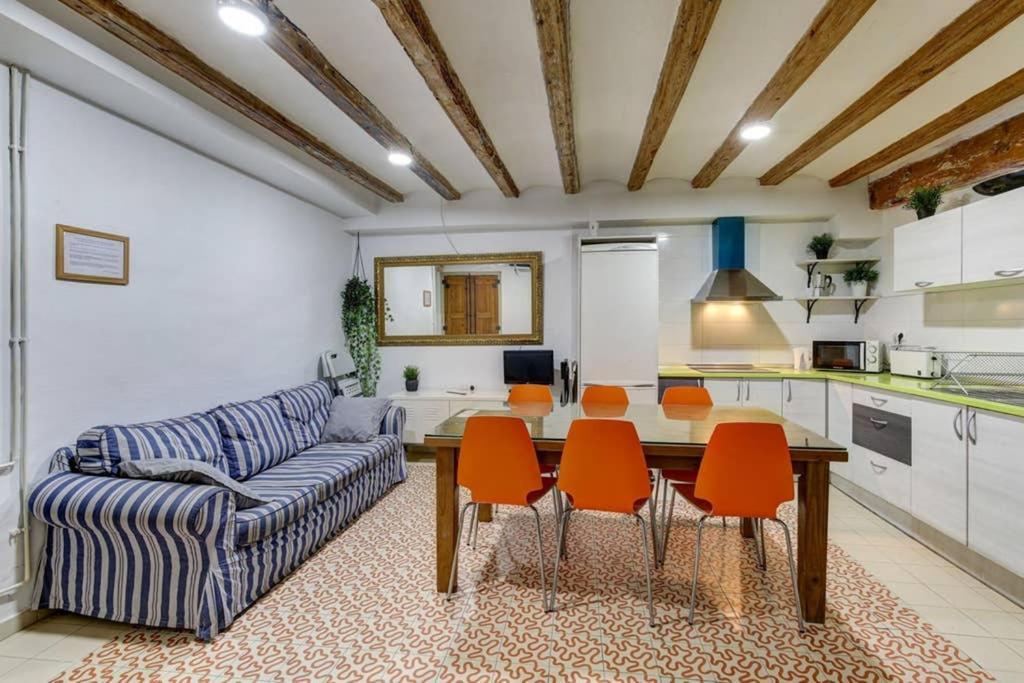 7 Pax Montserrat Ramblas Barcelona 바르셀로나 외부 사진